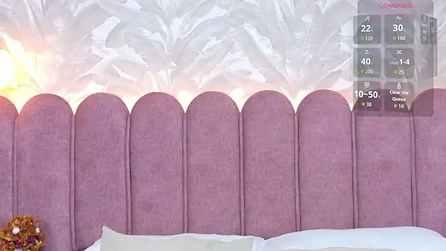 Agatha-Adams online show from March 25, 3:04 pm