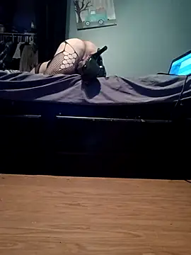 Crossedsissy online show from April 13, 5:20 am