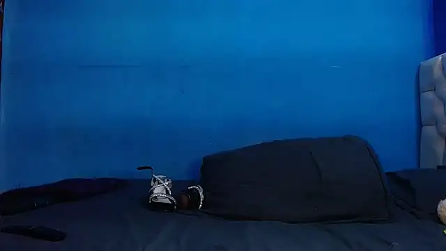 SamiBoobsxx online show from April 3, 1:36 am