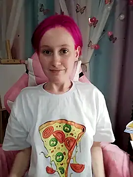 Snapshot of Fuzzy_Unicorn chatting on September 23, 6:50 pm Fuzzy Unicorn online show from September 23, 6:50 pm