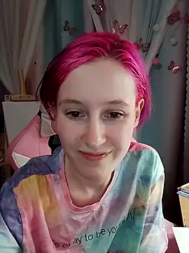Snapshot of Fuzzy_Unicorn chatting on September 19, 7:24 pm Fuzzy Unicorn online show from September 19, 7:24 pm