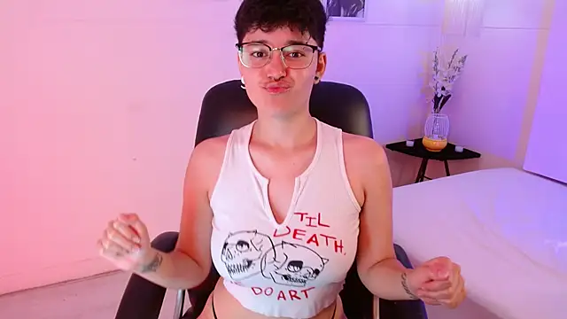 jeroharper online show from October 9, 2:54 pm