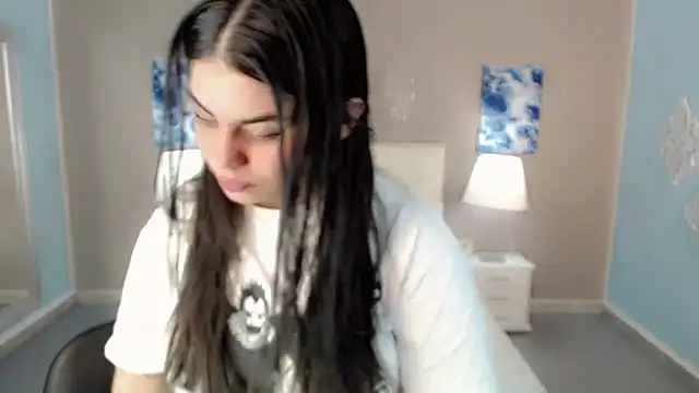 maddissonivanova online show from November 7, 7:19 pm