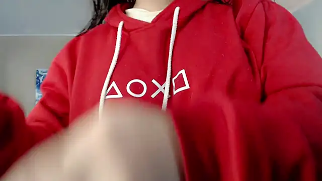 maddissonivanova online show from November 2, 3:43 am