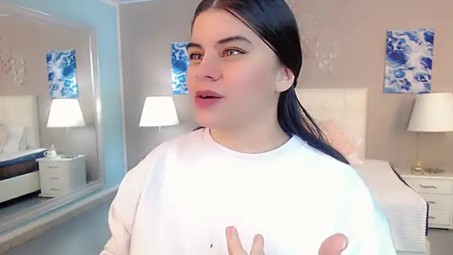 maddissonivanova online show from February 24, 7:23 pm