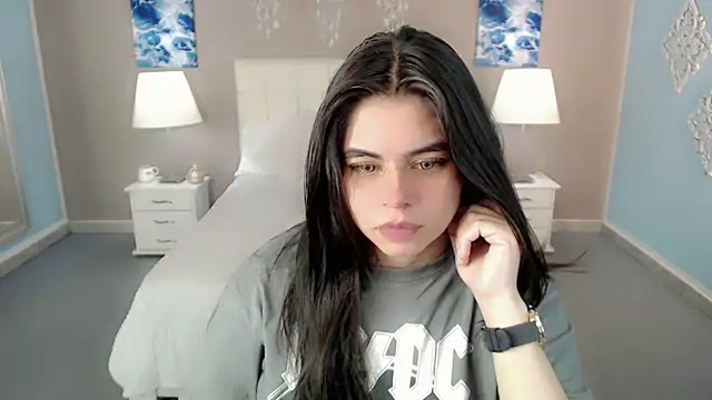 maddissonivanova online show from October 8, 8:02 pm