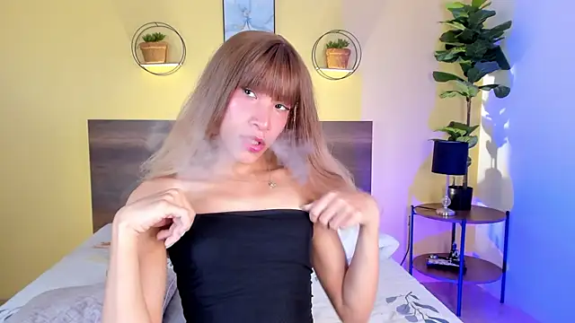 CamilleGrace online show from November 17, 12:17 pm