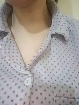 Miss-Lynda online show from February 17, 4:17 pm