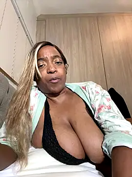 iriebusty online show from November 25, 10:10 pm