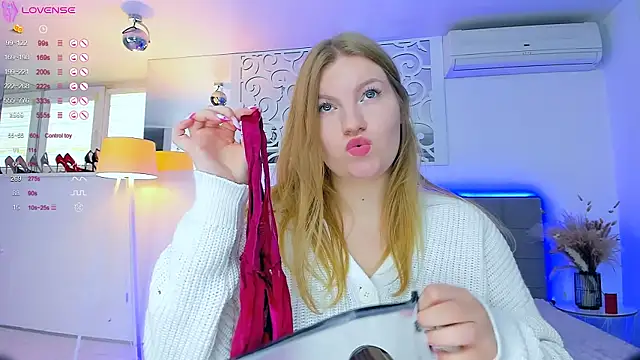 AshleyJoness online show from October 18, 5:54 am