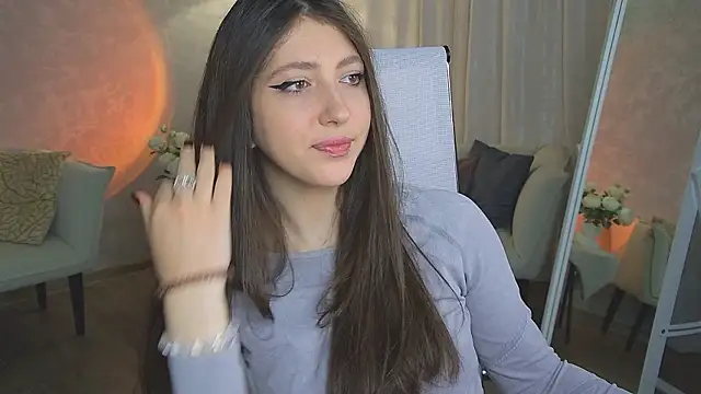 Mary Miiller online show from March 28, 6:46 am