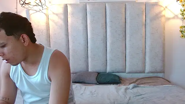 owenandrosecs online show from October 11, 8:55 pm