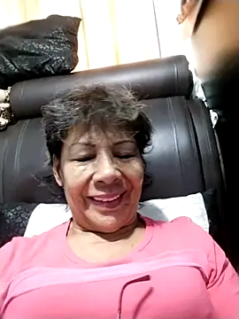 OliviaMorris1 online show from November 28, 6:33 pm