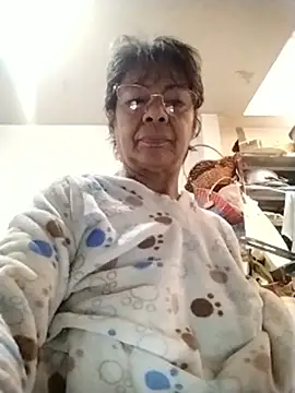 OliviaMorris1 online show from October 14, 3:36 pm