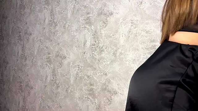 LushMira online show from September 17, 7:45 pm