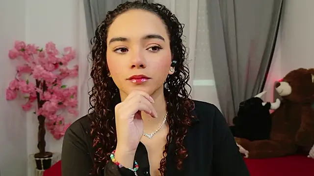 Snapshot of Taylor_Tina chatting on October 8, 3:27 pm Taylor Tina online show from October 8, 3:27 pm