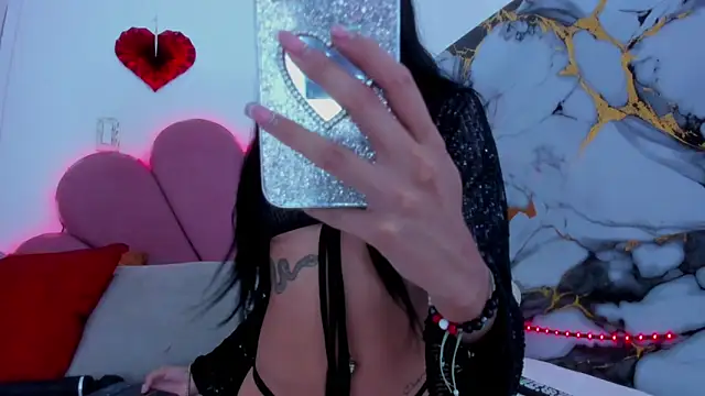 minnari online show from February 24, 6:06 pm