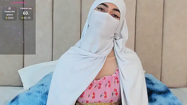  Zahiira  online show from March 3, 12:33 pm