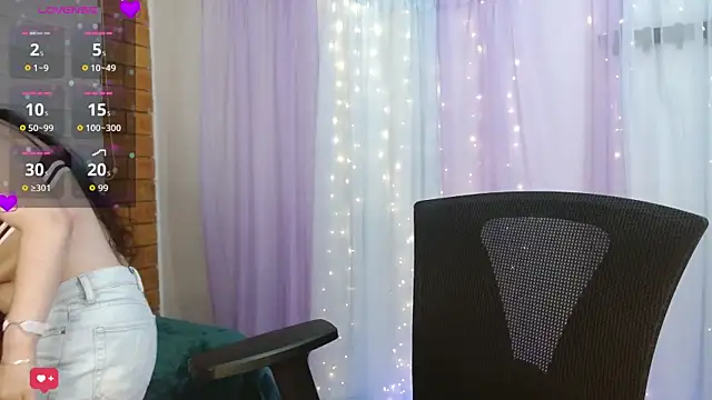 Camila Ord online show from October 31, 12:45 am