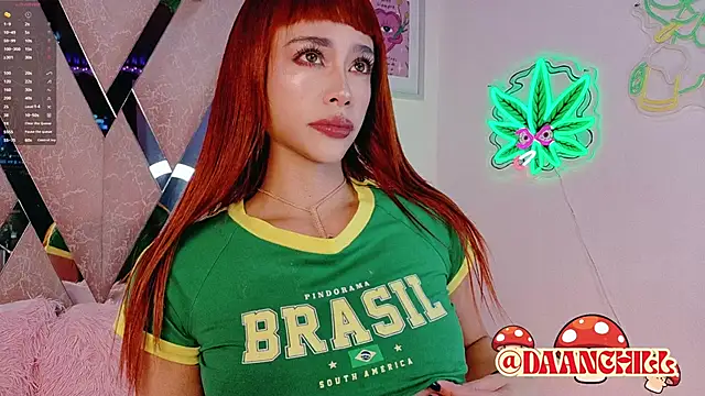 ScarlettRusso1 online show from January 7, 10:46 pm