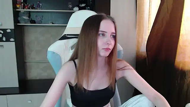 Cutti Crystal online show from February 28, 9:31 am