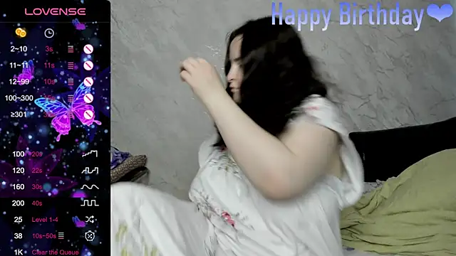 Snapshot of alice_allens chatting on September 24, 1:21 pm alice allens online show from September 24, 1:21 pm