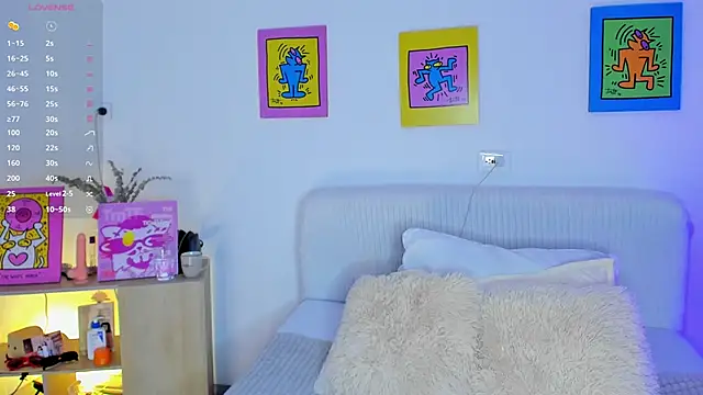 AprilAddams  online show from October 28, 10:03 pm