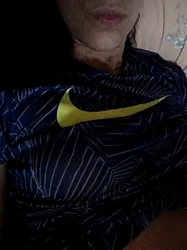 agusttt2667 online show from June 1, 5:14 pm