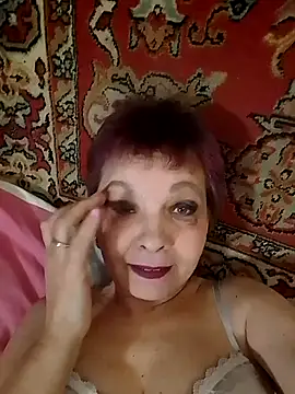 Rose60301 online show from October 4, 4:22 pm