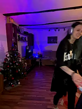 Seductively4 20 online show from November 29, 5:50 pm