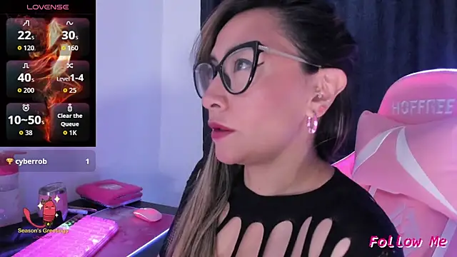 TilaTequila 15 online show from September 22, 1:42 pm