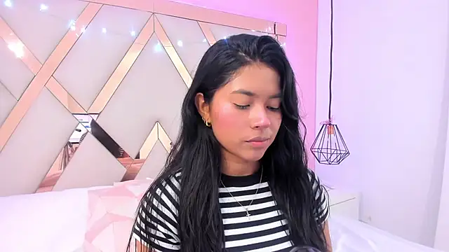 samantaa shy online show from January 6, 12:47 am