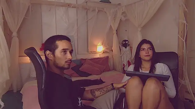 Laila asher online show from October 24, 3:57 am