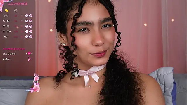 Snapshot of Victoria_Curly chatting on October 5, 6:29 am Victoria Curly online show from October 5, 6:29 am