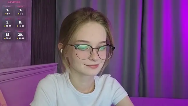 Snapshot of vialeta_baby chatting on September 26, 11:45 pm vialeta baby online show from September 26, 11:45 pm