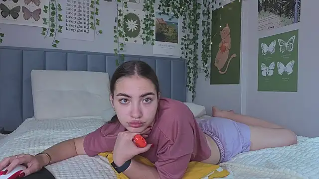 Ashley Pierce online show from September 16, 8:44 am