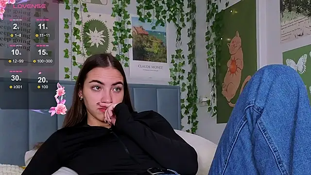 Ashley Pierce online show from November 27, 4:26 am