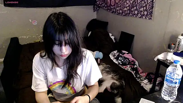 London Ray online show from March 10, 11:09 pm