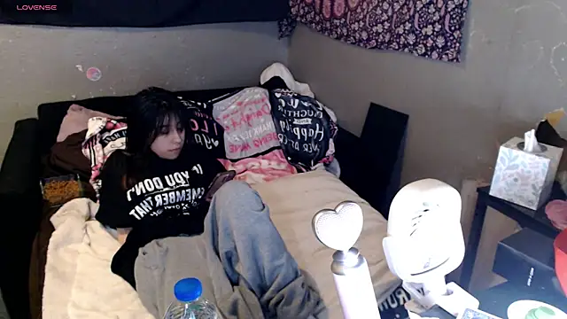 London Ray online show from February 2, 6:45 am