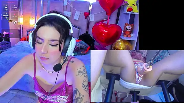 NicoleFerrel online show from February 17, 2:49 pm