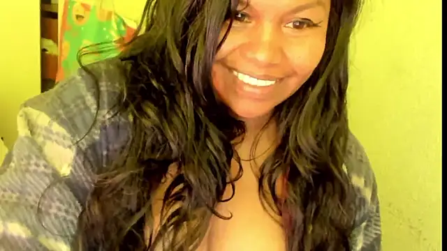 ebonylouissexyhot online show from September 11, 9:26 pm