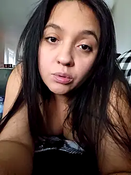 Mamimamita2 online show from December 15, 10:37 pm