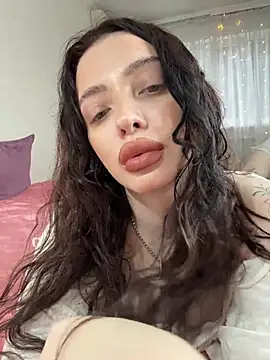 Hannah xBaby online show from November 18, 11:33 am