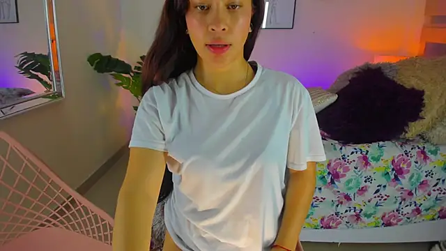 LusyKitty online show from September 15, 3:09 pm