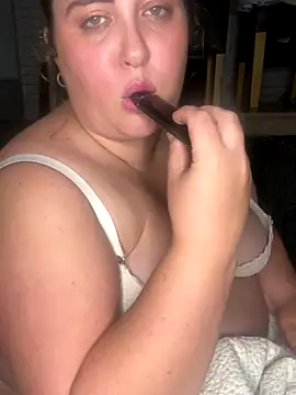 roxey-1997 online show from September 18, 7:12 pm