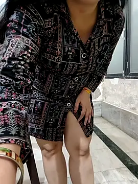 roshni agrawal0 online show from September 30, 2:44 pm