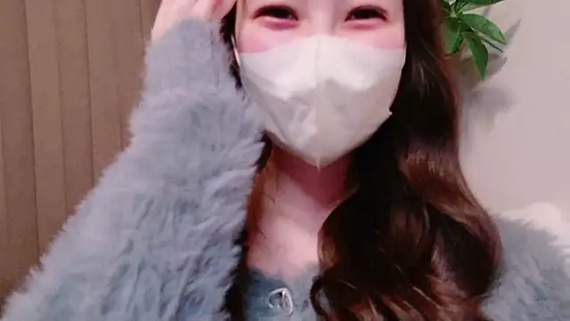 MOEMOE-Q online show from October 7, 3:05 pm