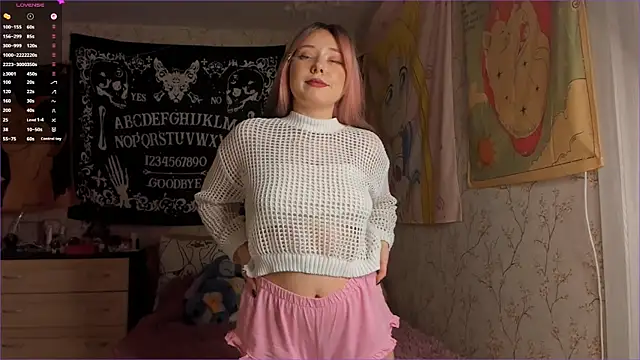 CutiePatoootie online show from June 5, 8:15 pm