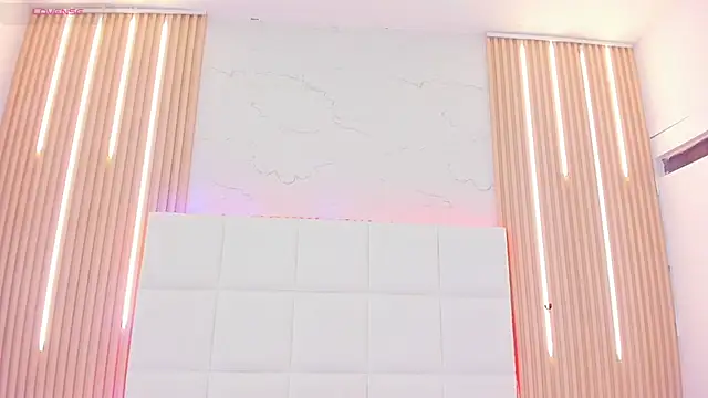 Elody rousse online show from November 5, 12:43 pm