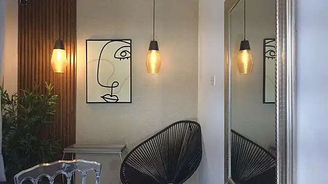 Lia Mar  online show from October 24, 6:15 pm